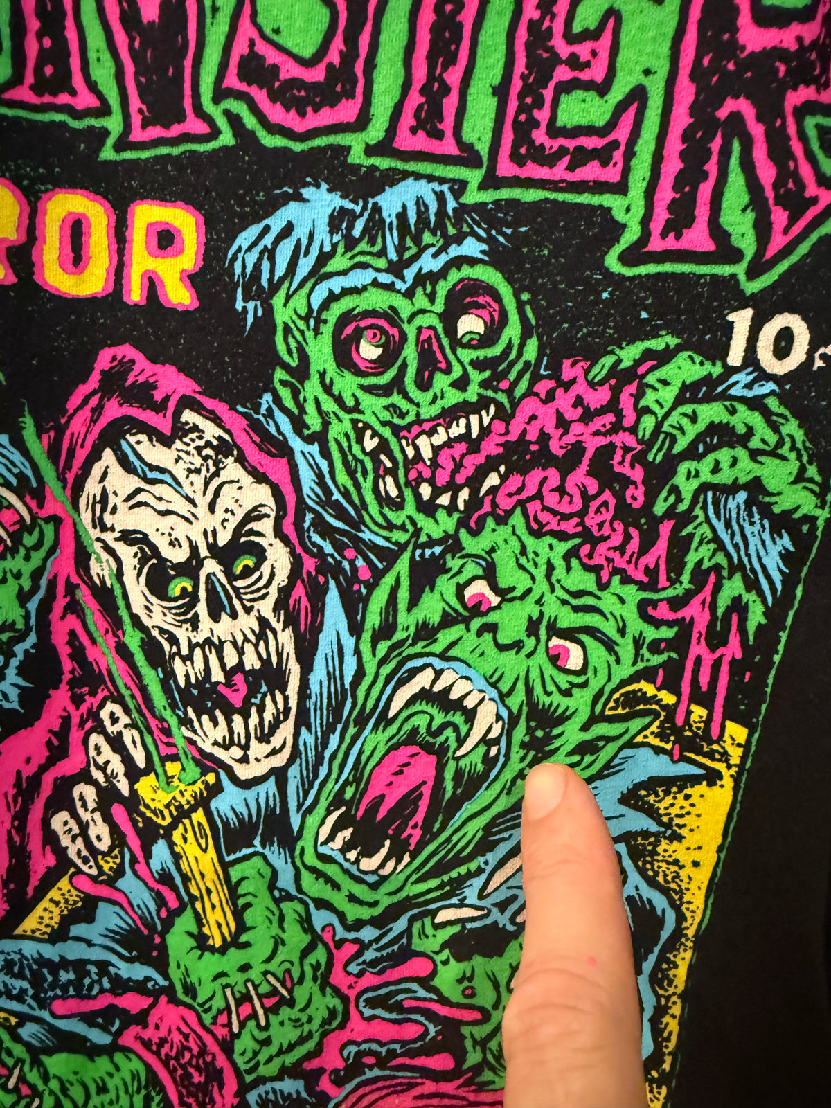 Fright Bite Black! (with Monster TERROR! T-Shirt!)