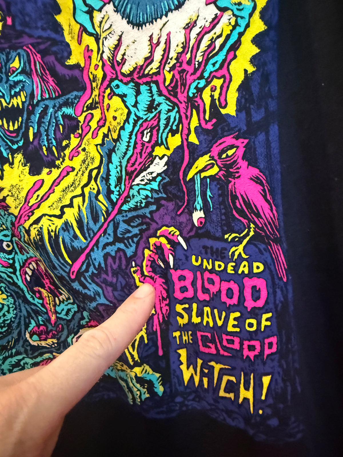 Fright Bite Black! (with Horrors from Hell! T-Shirt!)
