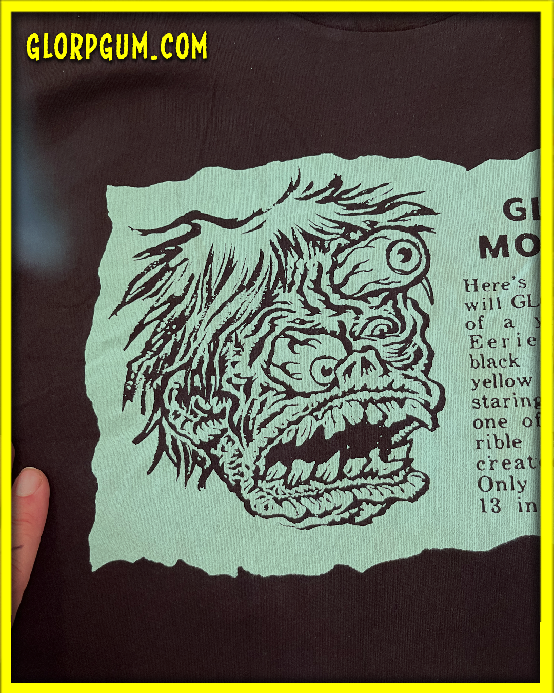 GLORP Fright Bite! (With FREE Glowing GLORP Monster-Shirt!)