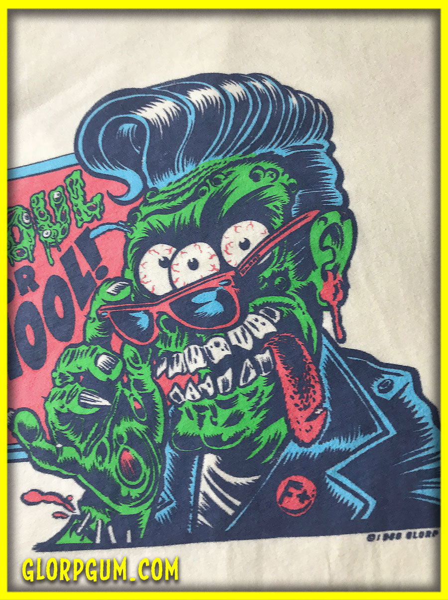 GLORP Fright Bite! (With FREE Too Ghoul for School T-Shirt)